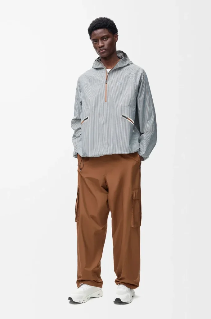Anorak Storm en tejido técnico Beige/Azul