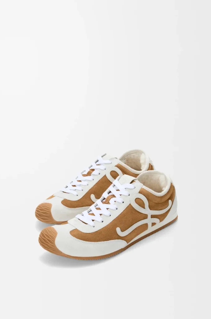Ballet Runner 2.0 en ante y piel de oveja Tan/Blanco Ballet Runner 2.0 en ante y piel de oveja Tan/Blanco