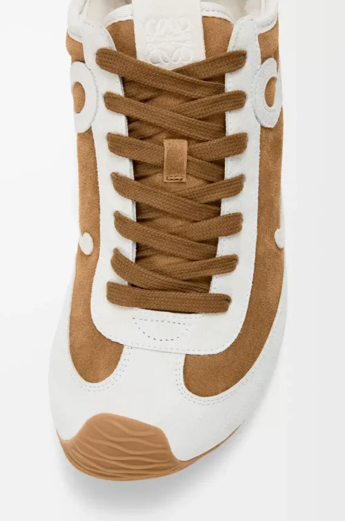 Ballet Runner 2.0 en ante y piel de oveja Tan/Blanco Ballet Runner 2.0 en ante y piel de oveja Tan/Blanco