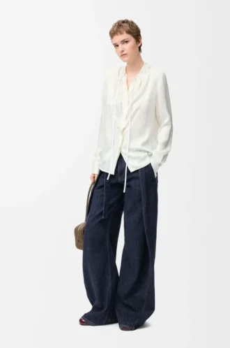 Blusa de seda blanca