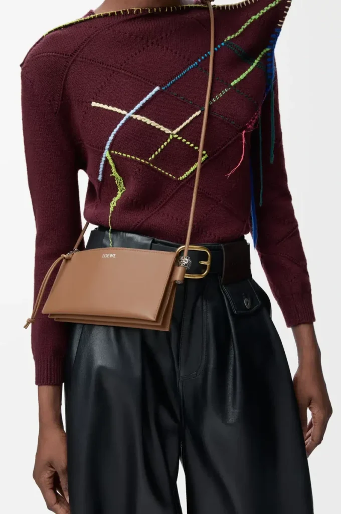 Bolsa Joya en piel de becerro napa Mocha Bolsa Joya en piel de becerro napa Mocha