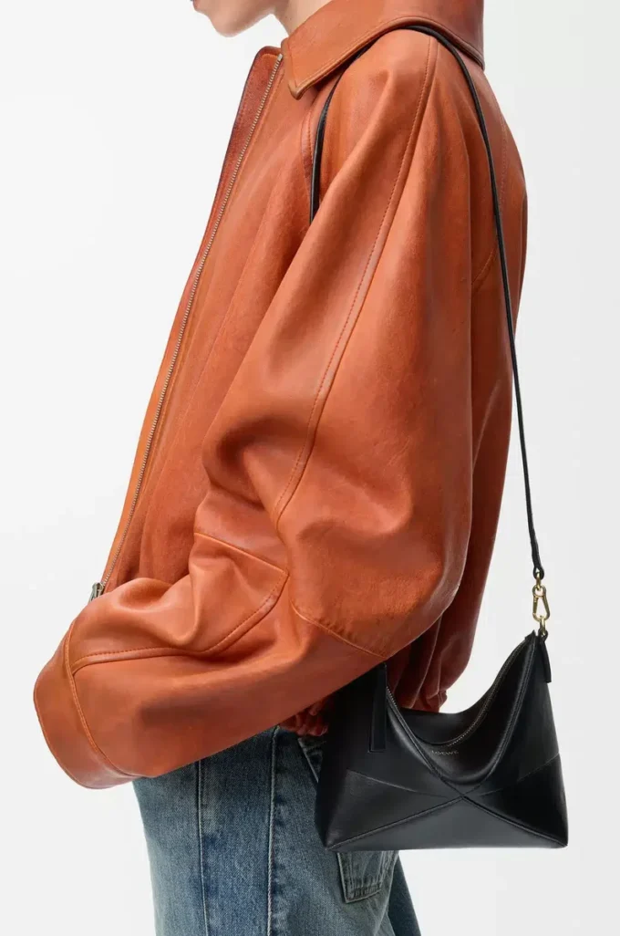 Bolsa Puzzle Fold en piel de becerro napa brillante Black Bolsa Puzzle Fold en piel de becerro napa brillante Black