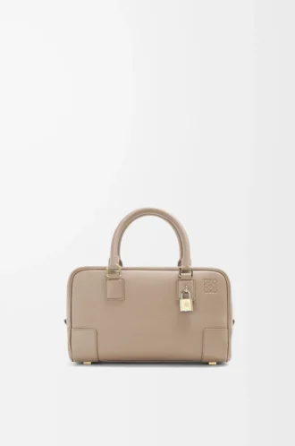 Bolso Amazona 23 en piel de becerro granulada suave Color arena