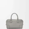 Bolso Amazona 23 en piel de becerro granulada suave gris perla Bolso Amazona 23 en piel de becerro granulada suave gris perla