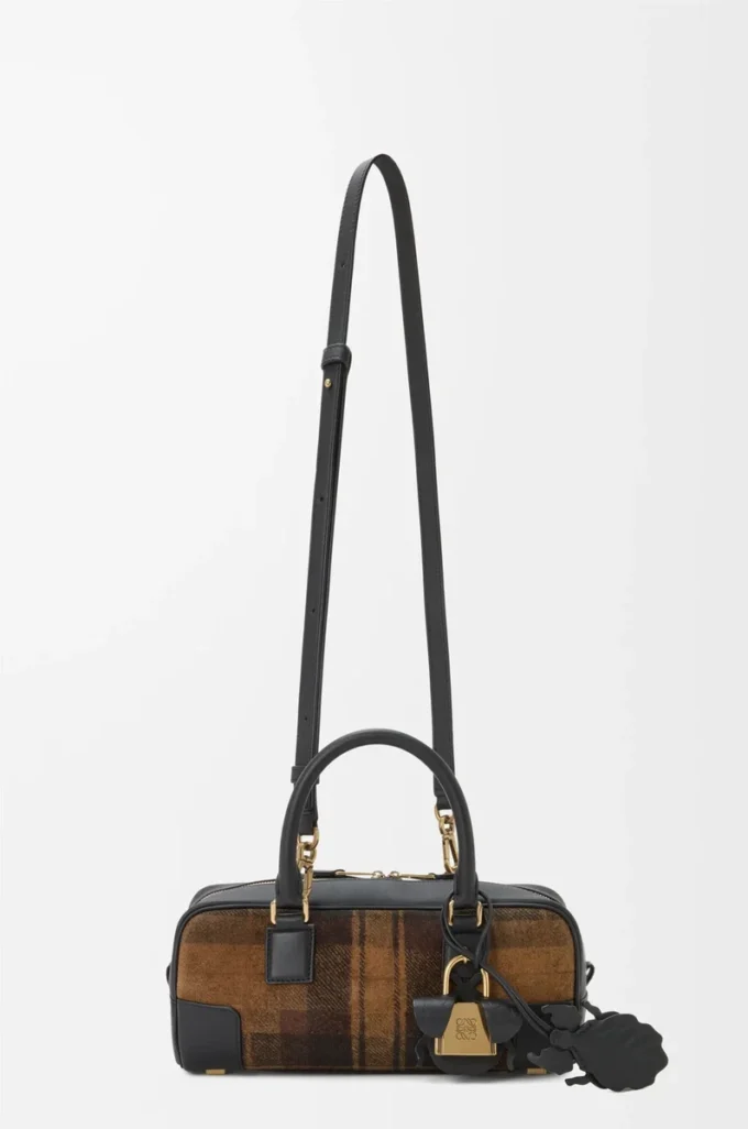 Bolso Amazona 23 recortado en ante tartán y piel de becerro napa marrón claro/negro Bolso Amazona 23 recortado en ante tartán y piel de becerro napa marrón claro/negro