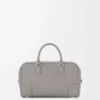 Bolso Amazona 28 en piel de becerro granulada suave gris perla Bolso Amazona 28 en piel de becerro granulada suave gris perla