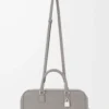 Bolso Amazona 28 en piel de becerro granulada suave gris perla Bolso Amazona 28 en piel de becerro granulada suave gris perla