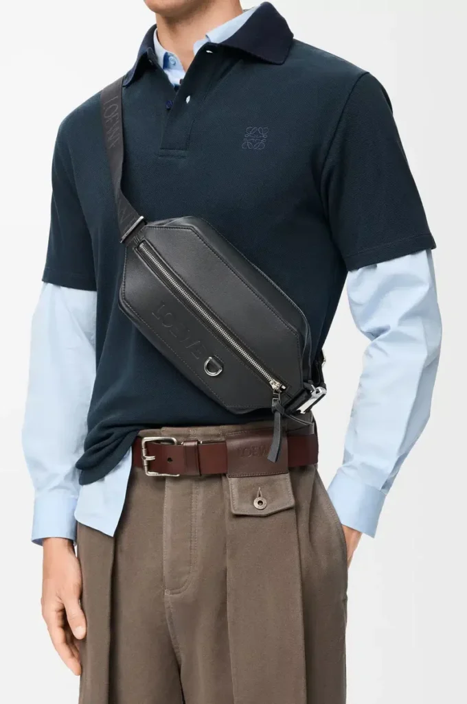 Bolso bandolera convertible en piel de becerro clásica Negro Bolso bandolera convertible en piel de becerro clásica Negro