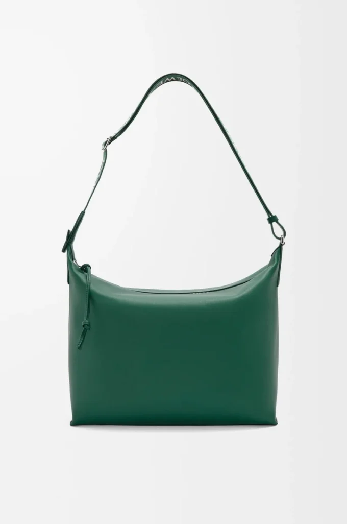 Bolso bandolera Cubi en piel de becerro lisa y suave y jacquard Evergreen Bolso bandolera Cubi en piel de becerro lisa y suave y jacquard Evergreen