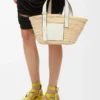 Bolso Basket pequeño en hoja de palma y piel de becerro Natural/Blanco Bolso Basket pequeño en hoja de palma y piel de becerro Natural/Blanco