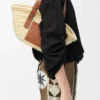 Bolso Basket pequeño en hoja de palma y piel de becerro Natural/Marrón claro Bolso Basket pequeño en hoja de palma y piel de becerro Natural/Marrón claro