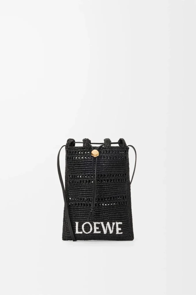 Bolso con cordón en rafia negro Bolso con cordón en rafia negro