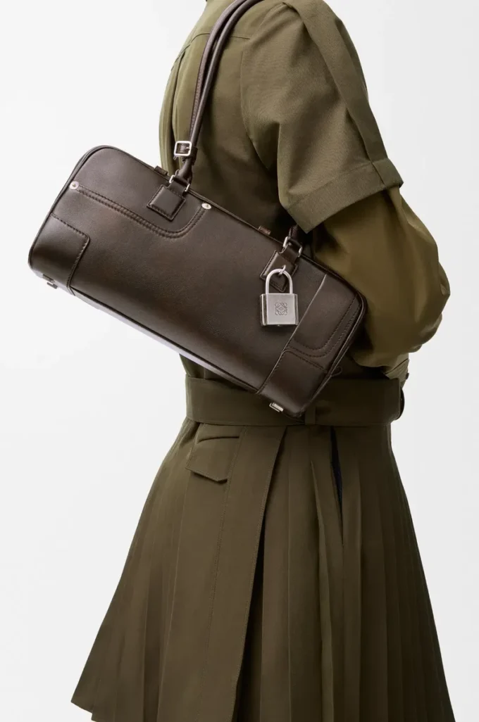 Bolso corto Panta Amazona 31 en piel de becerro brillante Vintage Brown Bolso corto Panta Amazona 31 en piel de becerro brillante Vintage Brown