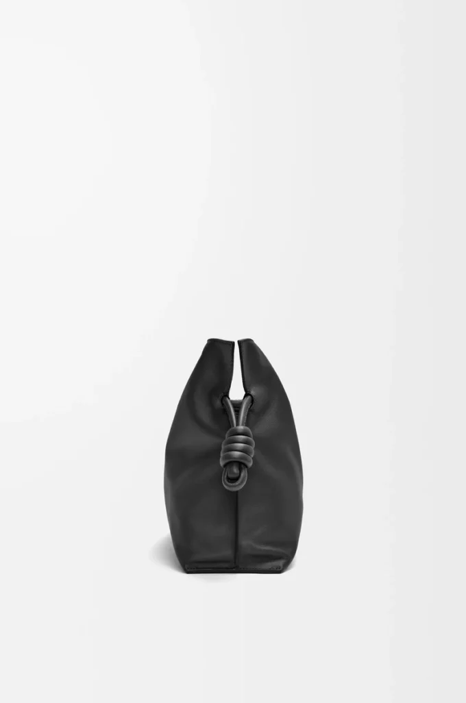 Bolso de mano Flamenco mediano en piel de becerro napa Black Bolso de mano Flamenco mediano en piel de becerro napa Black