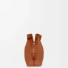 Bolso de mano Flamenco mediano en piel de becerro napa Squirrel Bolso de mano Flamenco mediano en piel de becerro napa Squirrel