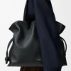 Bolso de mano XL Flamenco en piel de becerro napa negra Bolso de mano XL Flamenco en piel de becerro napa negra
