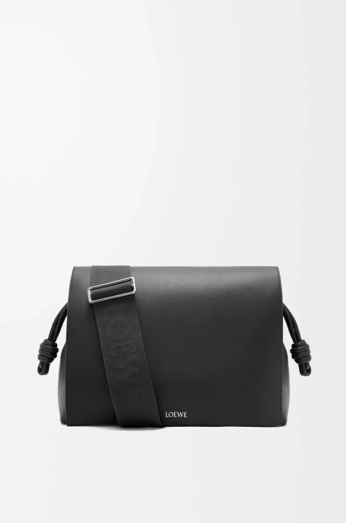 Bolso Flamenco en piel de becerro flexible y brillante Negro Bolso Flamenco en piel de becerro flexible y brillante Negro