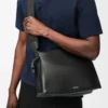 Bolso Flamenco en piel de becerro flexible y brillante Negro Bolso Flamenco en piel de becerro flexible y brillante Negro