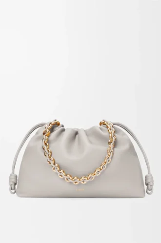 Bolso Flamenco grande en suave piel de cordero napa Shell Grey