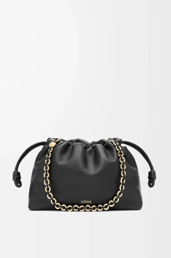Bolso Flamenco mediano en suave piel de cordero napa. Negro Bolso Flamenco mediano en suave piel de cordero napa. Negro