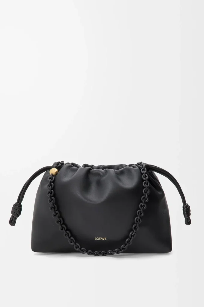 Bolso Flamenco mediano en suave piel de cordero napa. Negro Bolso Flamenco mediano en suave piel de cordero napa. Negro