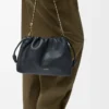 Bolso Flamenco mediano en suave piel de cordero napa. Negro Bolso Flamenco mediano en suave piel de cordero napa. Negro
