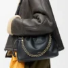 Bolso Flamenco mediano en suave piel de cordero napa. Negro Bolso Flamenco mediano en suave piel de cordero napa. Negro