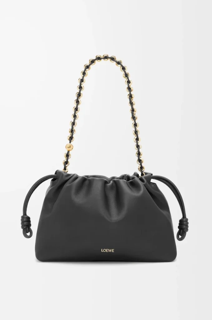 Bolso Flamenco mediano en suave piel de cordero napa. Negro Bolso Flamenco mediano en suave piel de cordero napa. Negro