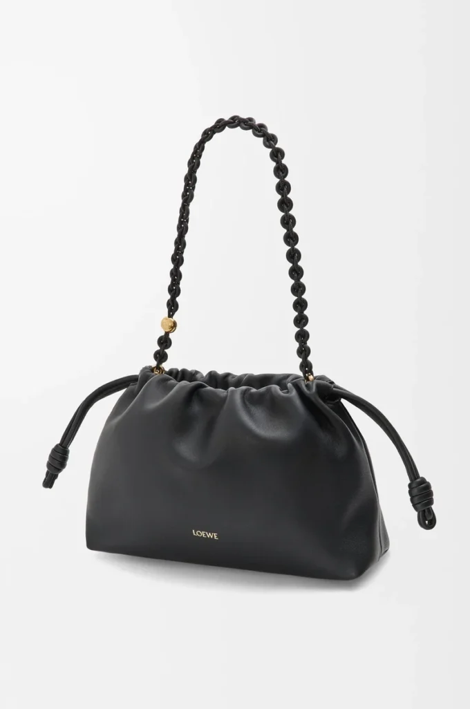 Bolso Flamenco mediano en suave piel de cordero napa. Negro Bolso Flamenco mediano en suave piel de cordero napa. Negro