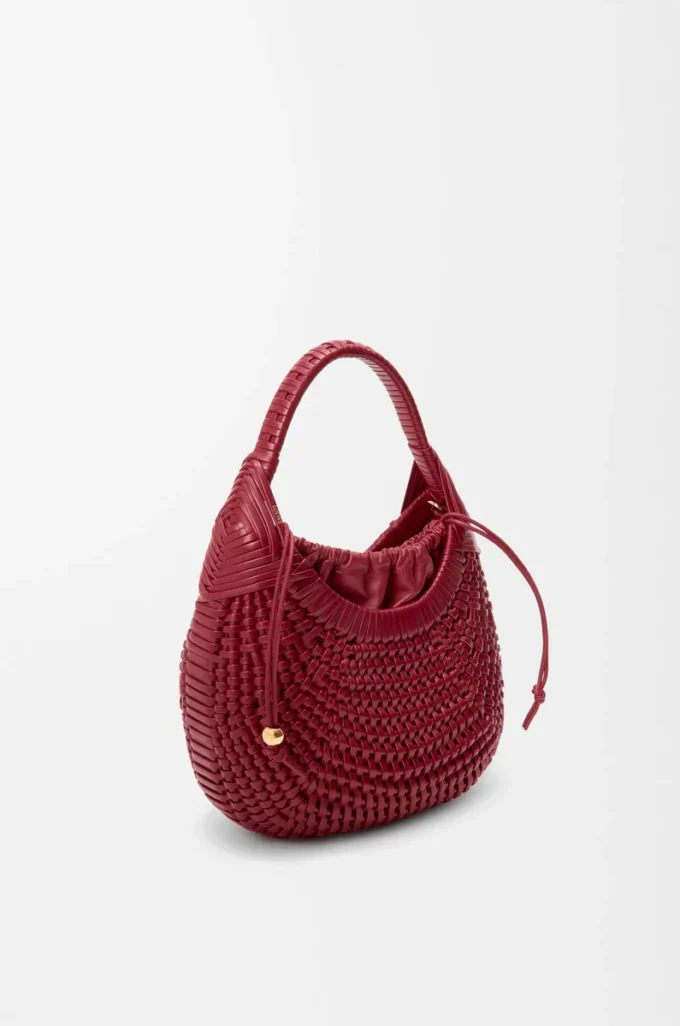 Bolso hobo Diamond en piel de becerro Cherry Bolso hobo Diamond en piel de becerro Cherry