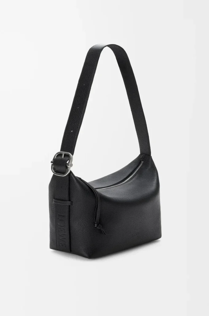 Bolso hobo Loop en piel de becerro granulada flexible Negro Bolso hobo Loop en piel de becerro granulada flexible Negro