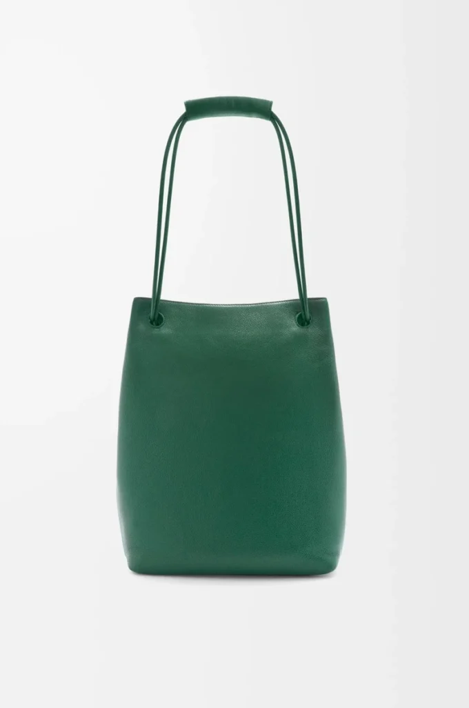 Bolso hobo Pebble en piel de becerro granulada flexible Evergreen Bolso hobo Pebble en piel de becerro granulada flexible Evergreen