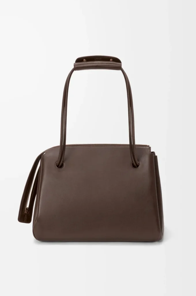 Bolso Madrid grande en piel de becerro flexible color castaño oscuro Bolso Madrid grande en piel de becerro flexible color castaño oscuro