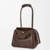 Bolso Madrid pequeño en piel de becerro flexible, color castaño oscuro Bolso Madrid pequeño en piel de becerro flexible, color castaño oscuro
