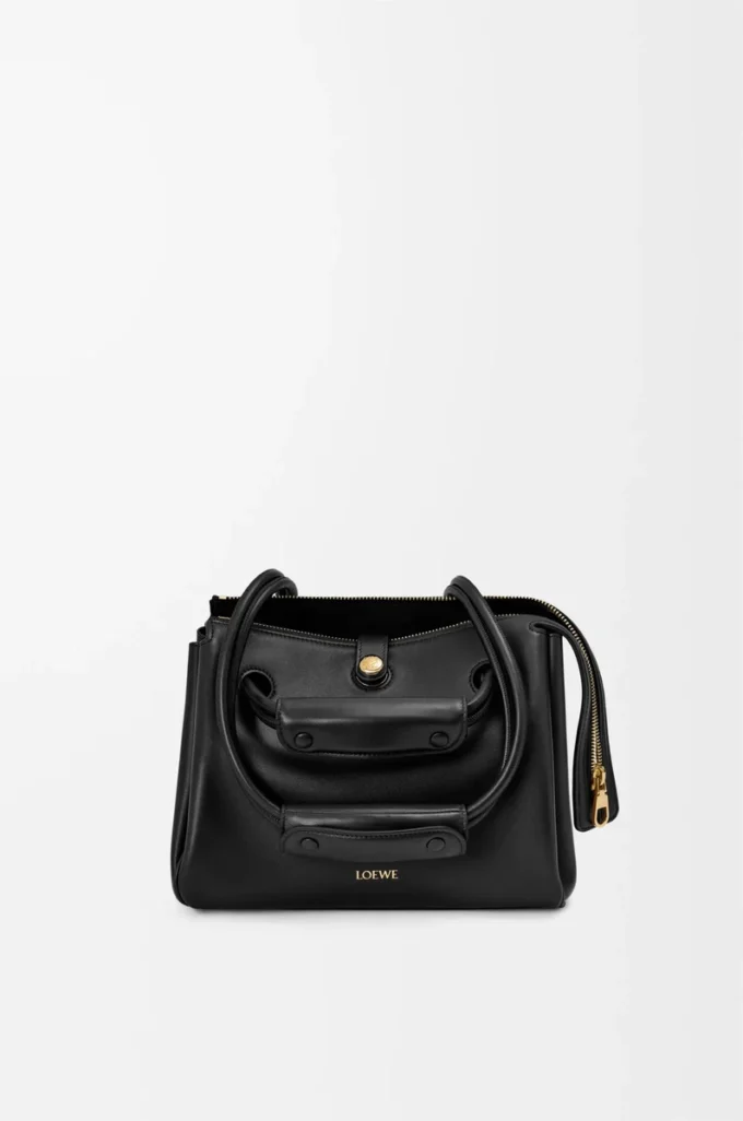 Bolso Madrid pequeño en piel de becerro flexible, color negro Bolso Madrid pequeño en piel de becerro flexible, color negro