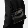 Bolso Madrid pequeño en piel de becerro flexible, color negro Bolso Madrid pequeño en piel de becerro flexible, color negro