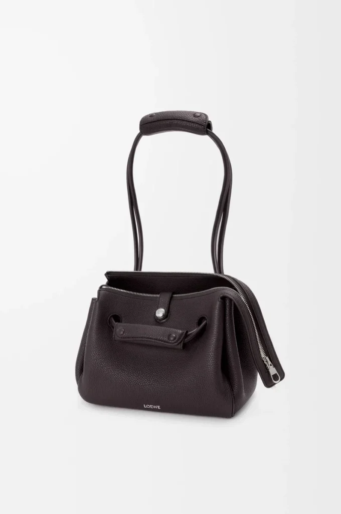 Bolso Madrid pequeño en piel de becerro granulada flexible Dark Ebony Bolso Madrid pequeño en piel de becerro granulada flexible Dark Ebony