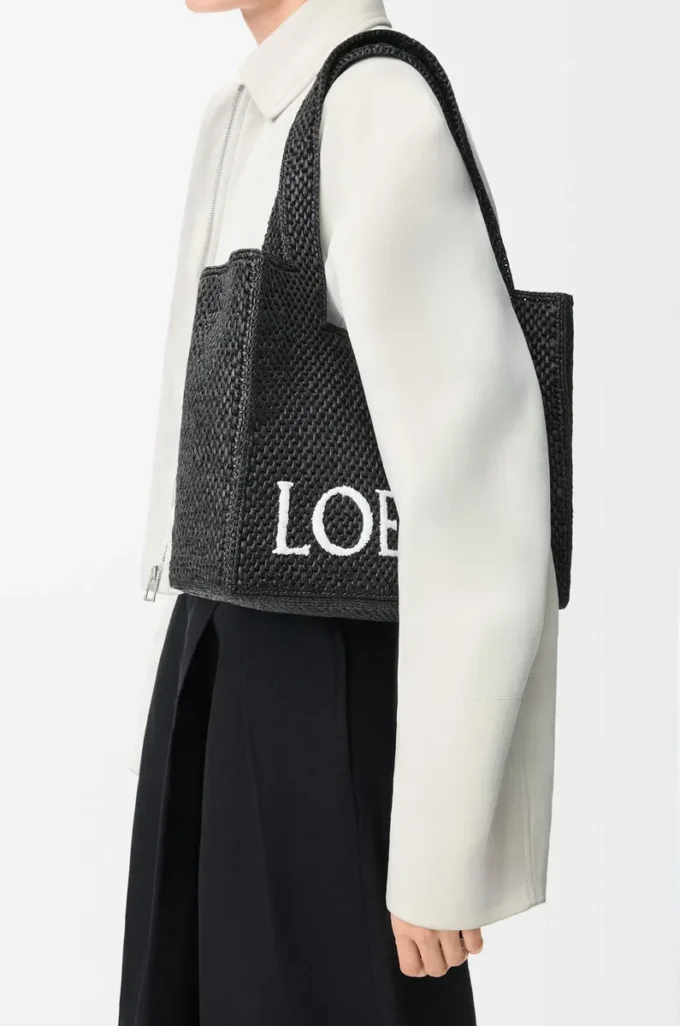 Bolso mediano LOEWE Font en rafia negro Bolso mediano LOEWE Font en rafia negro
