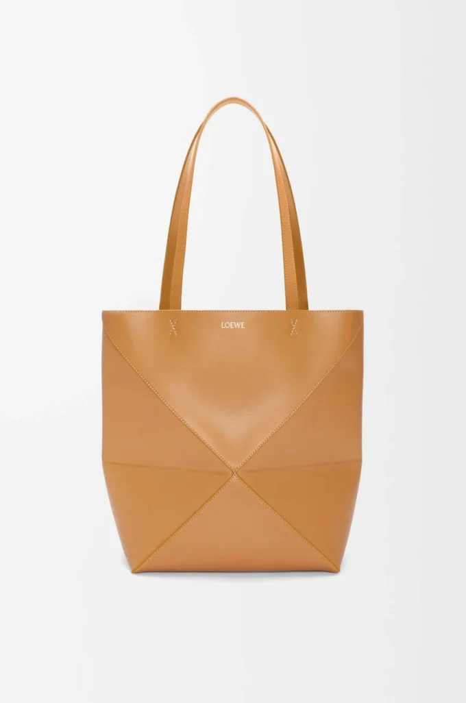 Bolso mediano Puzzle Fold en piel de becerro brillante Warm Desert