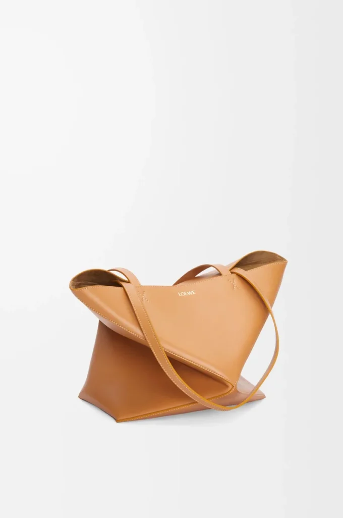 Bolso mediano Puzzle Fold en piel de becerro brillante Warm Desert