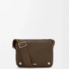 Bolso mensajero Pebble mediano en piel de becerro granulada flexible Tundra Bolso mensajero Pebble mediano en piel de becerro granulada flexible Tundra