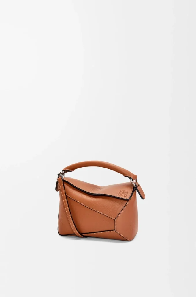 Bolso Mini Puzzle Edge en piel de becerro clásica color tostado Bolso Mini Puzzle Edge en piel de becerro clásica color tostado