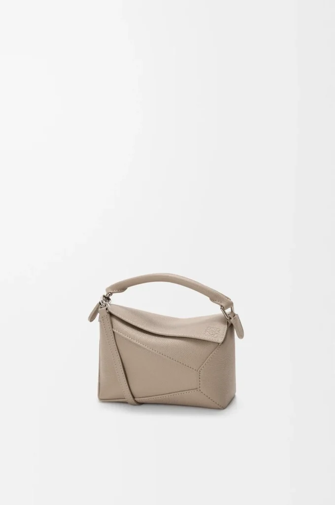 Bolso Mini Puzzle Edge en piel de becerro granulada suave Color arcilla Bolso Mini Puzzle Edge en piel de becerro granulada suave Color arcilla