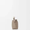Bolso Mini Puzzle Edge en piel de becerro granulada suave Color arcilla Bolso Mini Puzzle Edge en piel de becerro granulada suave Color arcilla