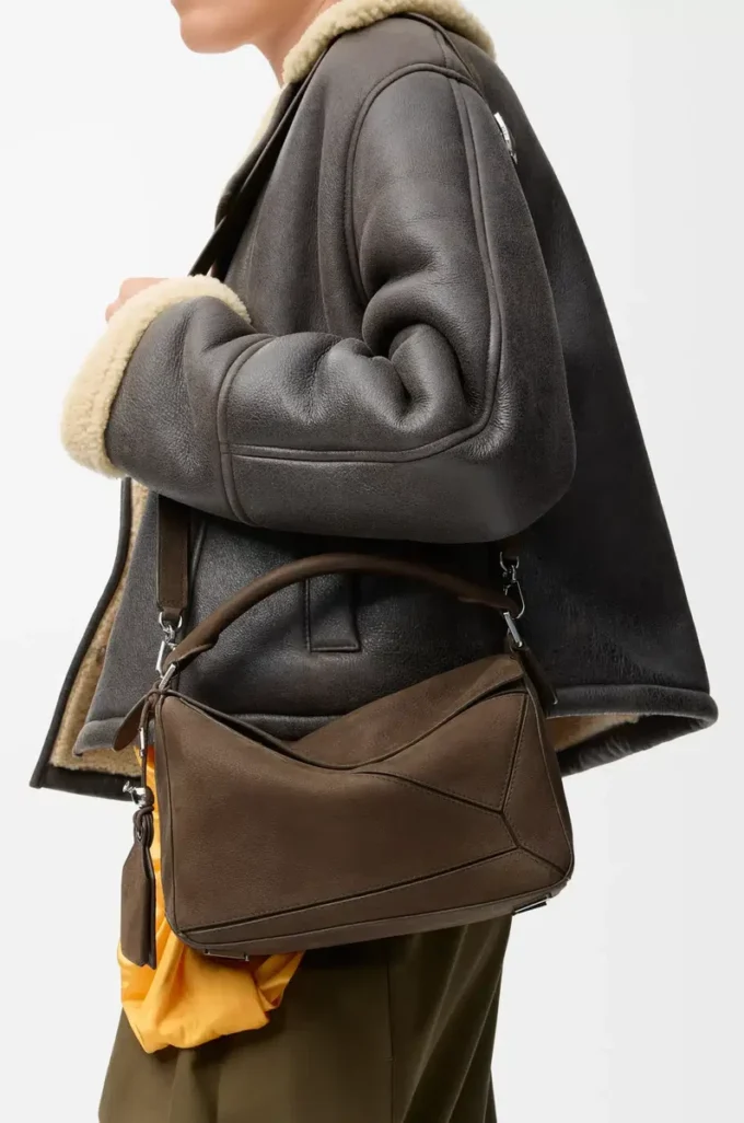 Bolso pequeño Featherlight Puzzle en nubuck granulado color tundra Bolso pequeño Featherlight Puzzle en nubuck granulado color tundra