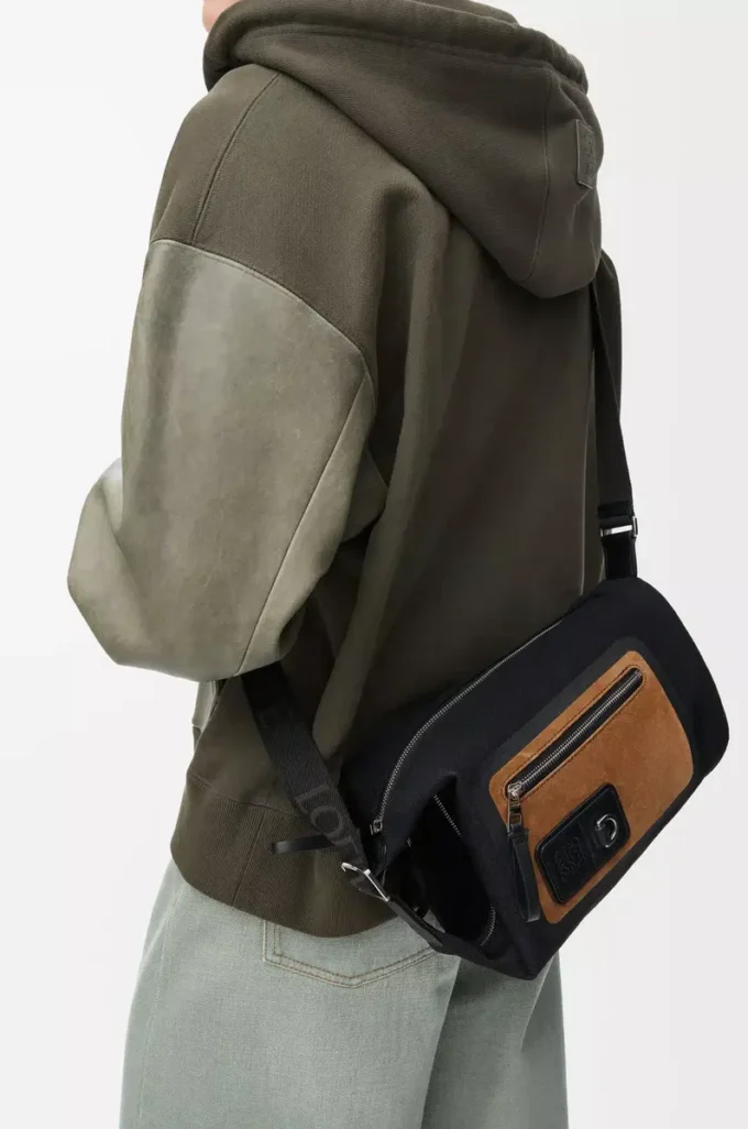 Bolso pequeño Flex Loop en lona y ante Negro/Oro oscuro Bolso pequeño Flex Loop en lona y ante Negro/Oro oscuro