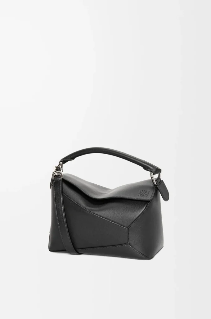 Bolso pequeño Puzzle Edge en piel de becerro clásica negro Bolso pequeño Puzzle Edge en piel de becerro clásica negro