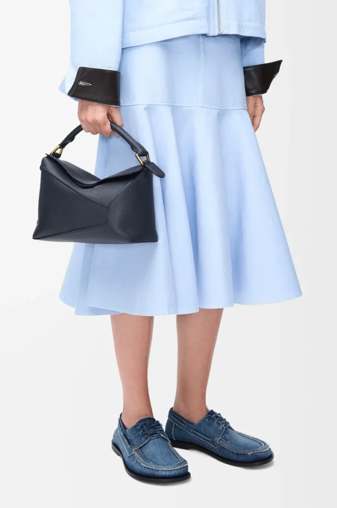 Bolso pequeño Puzzle Edge en piel de becerro granulada suave azul marino oscuro Bolso pequeño Puzzle Edge en piel de becerro granulada suave azul marino oscuro