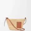 Bolso pochette Slit en rafia y piel de becerro Natural/Marrón claro Bolso pochette Slit en rafia y piel de becerro Natural/Marrón claro
