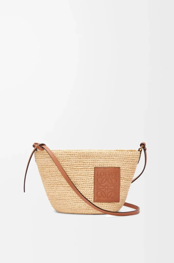 Bolso pochette Slit en rafia y piel de becerro Natural/Marrón claro Bolso pochette Slit en rafia y piel de becerro Natural/Marrón claro